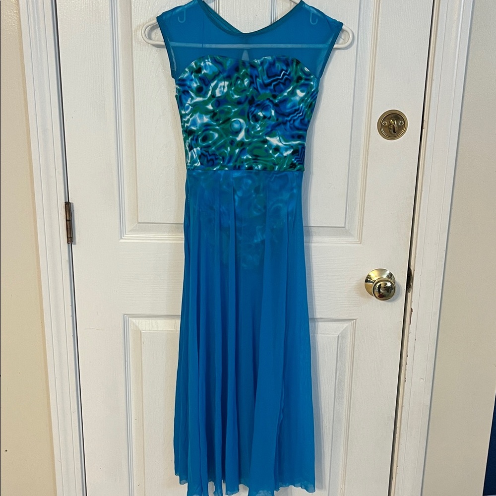 Blue and Green Sleeveless dance costume